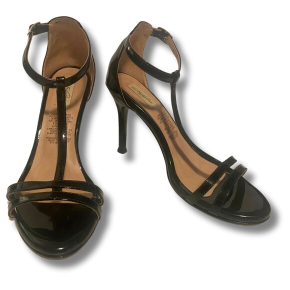 EUC US 8 Black Patent T-Strap Heels - Picture 2 of 5